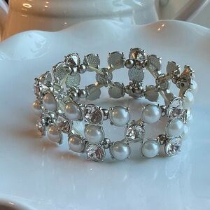Silver Pearl & Crystal Stretch Bracelet - Women Jewelry